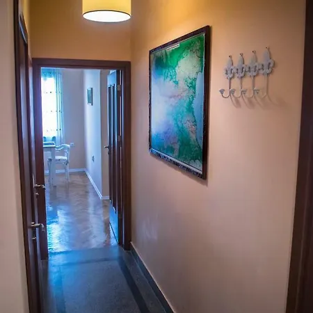 Two Bedroom Downtown Ivanovi * וארנה